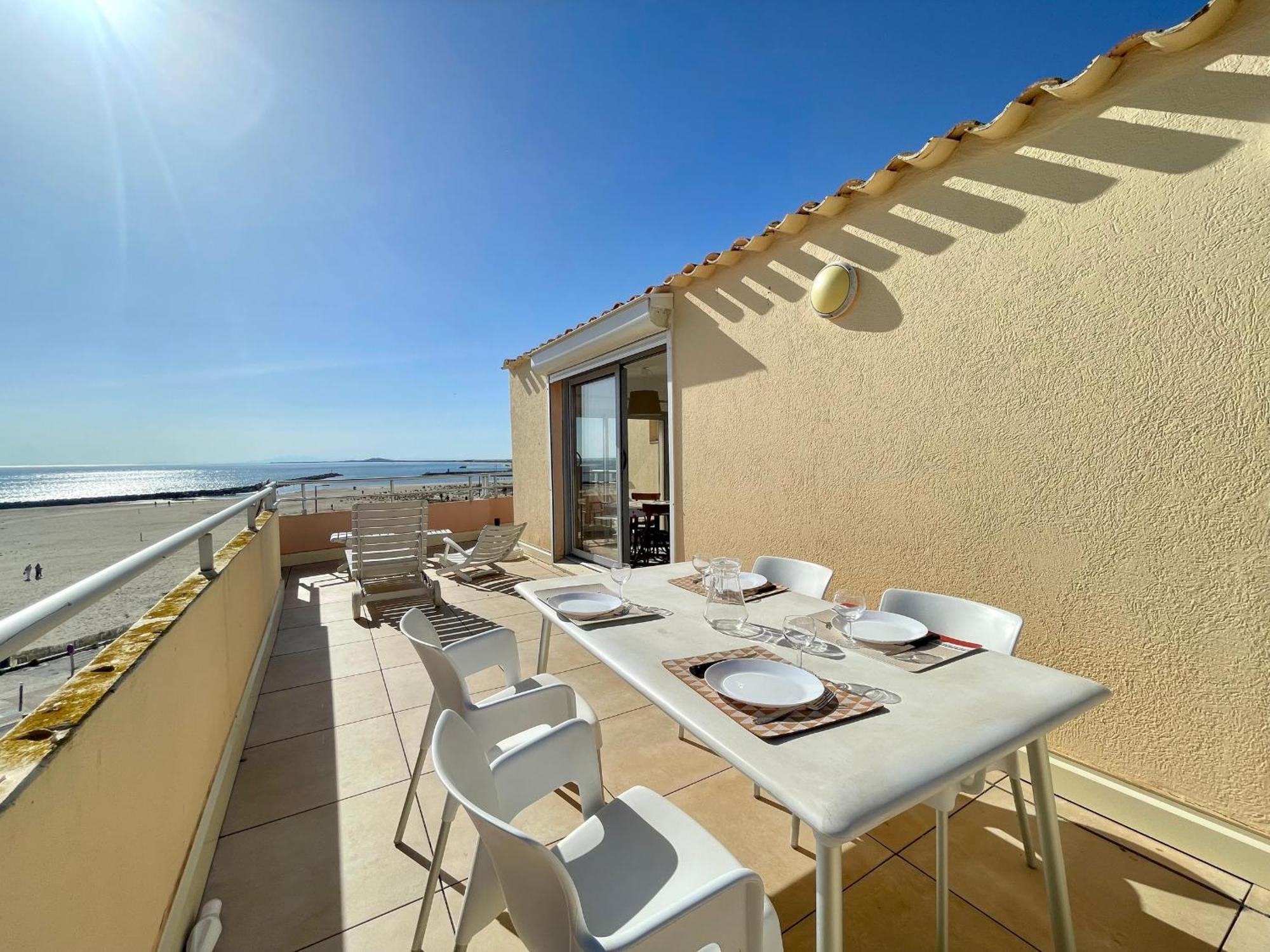 Appartement 2 Pieces Avec Terrasse 25M² Et Parking A 50M De La Plage - Fr-1-338-114 Sete Exterior photo